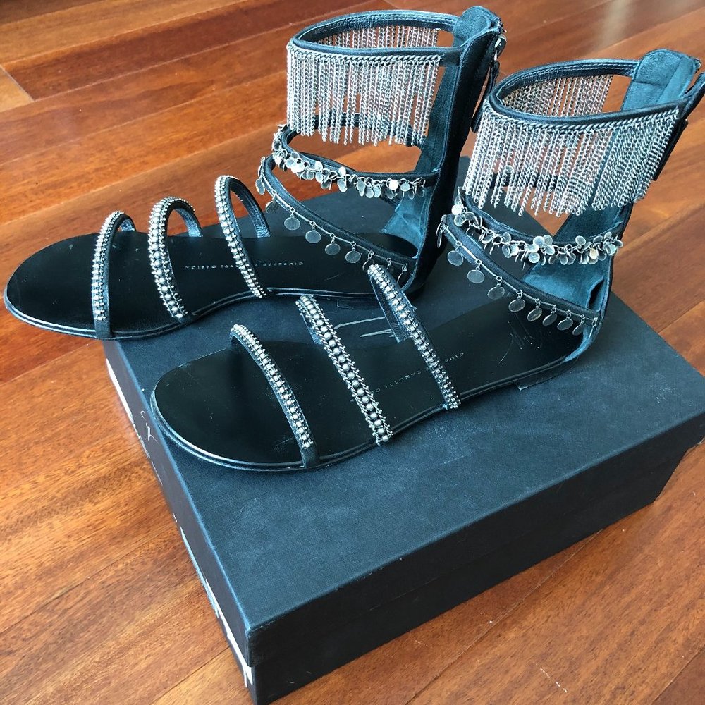 Giuseppe Zanotti Black Chain-link Accent Sandals